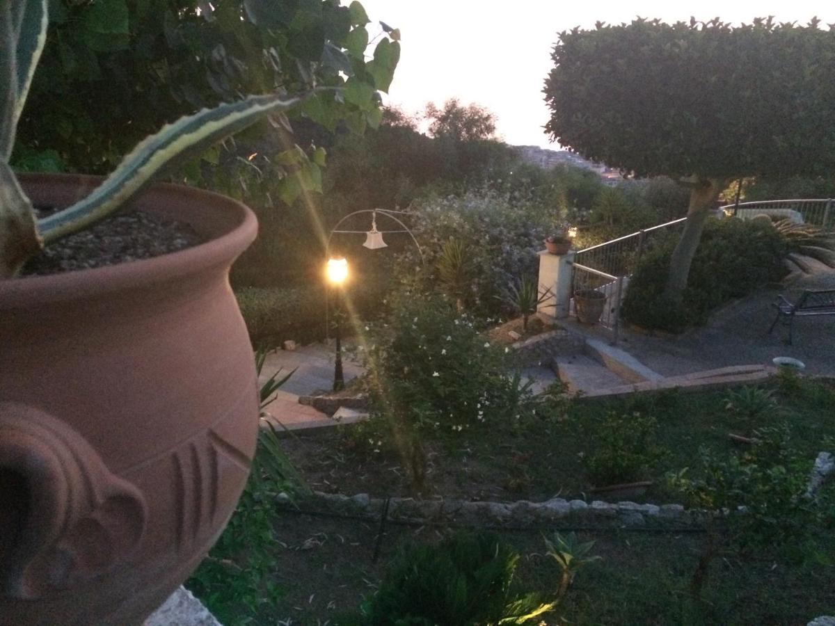 Villa Del Conte Drapia Exteriér fotografie