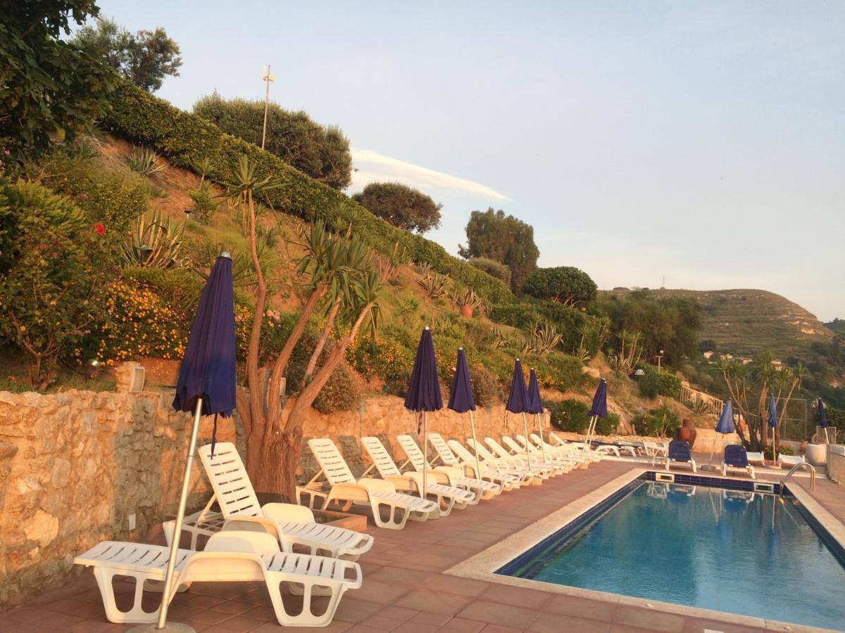 Villa Del Conte Drapia Exteriér fotografie