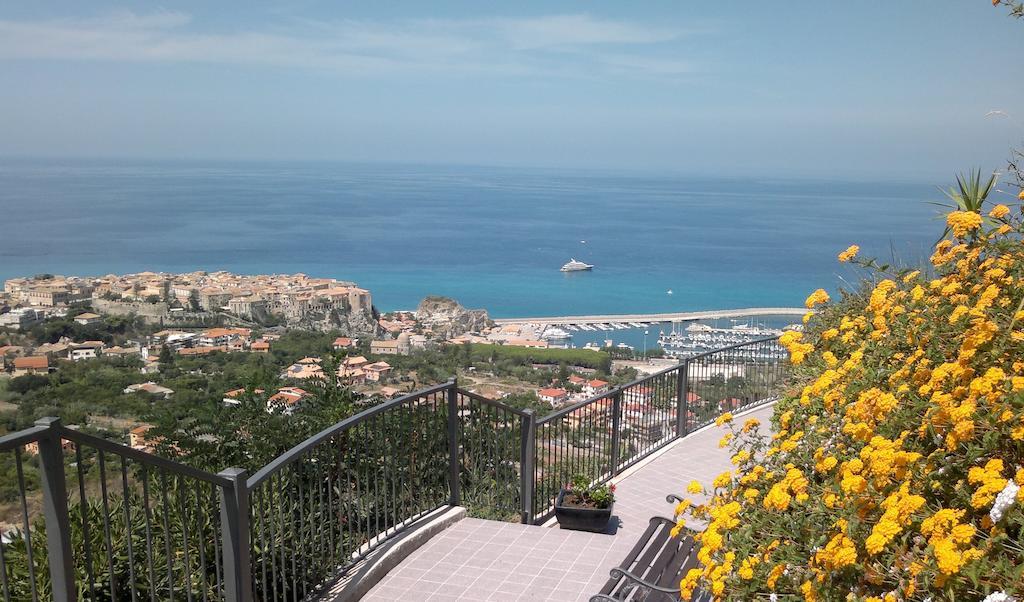 Villa Del Conte Tropea Exteriér fotografie