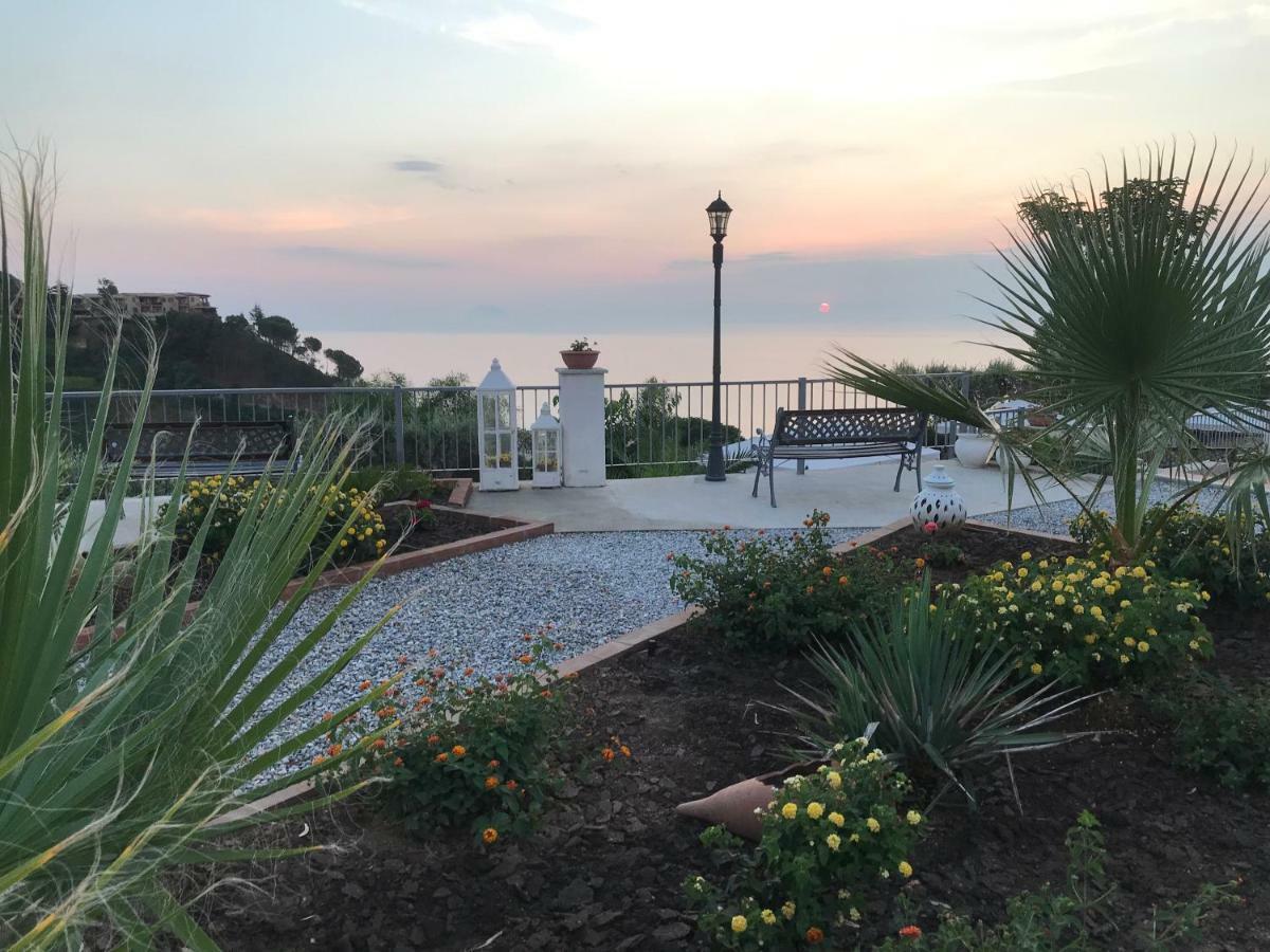 Villa Del Conte Tropea Exteriér fotografie