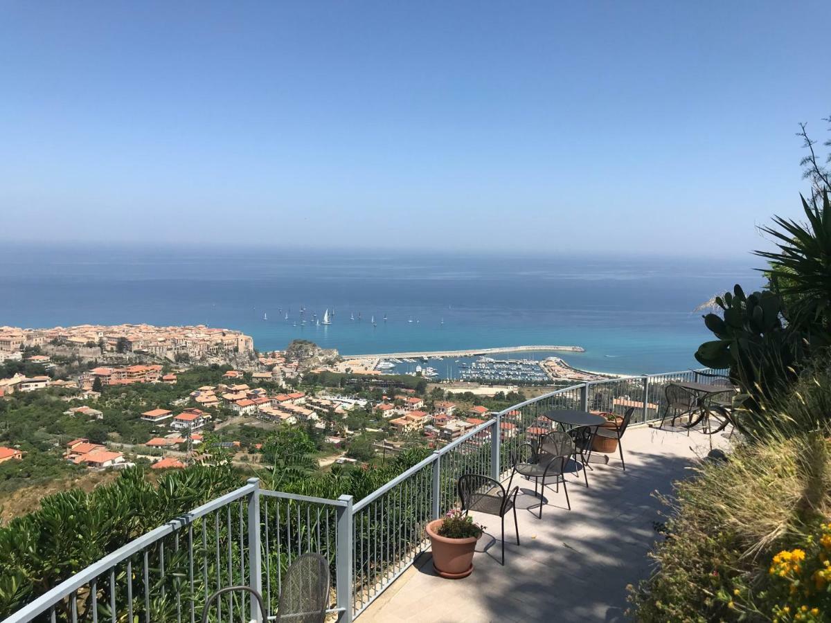 Villa Del Conte Tropea Exteriér fotografie